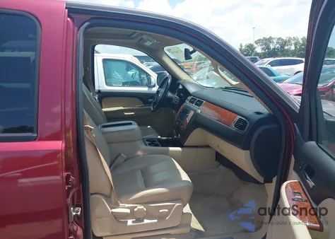 2008 Chevrolet Tahoe Hybrid z USA, uszkodzony, nr VIN 1GNFC13568R226671